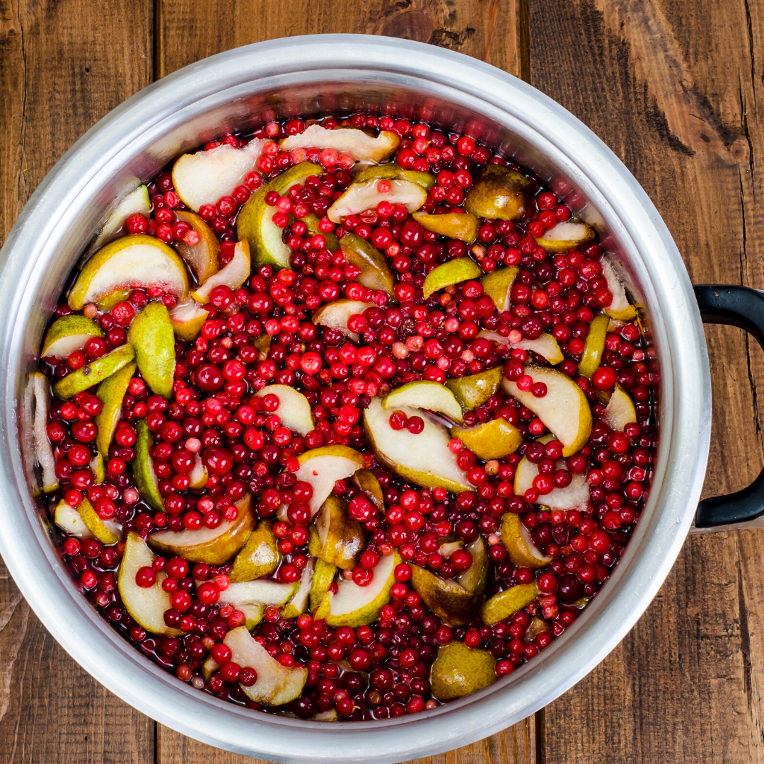 pears and cranberries cooking